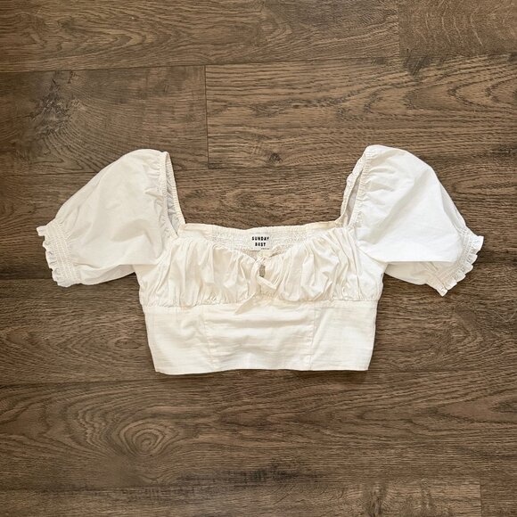 Aritzia Sunday Best White Cropped Top Puff Sleeve Smocked Back - Going Out Vacay - Picture 3 of 8